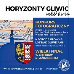 Plakat w kolorze niebieskim z herbem Gliwic informujący o konkursie fotograficznym. Uczestnicy mają wykonać fotografię herbu Gliwic, które znajdują się na terenie miasta.