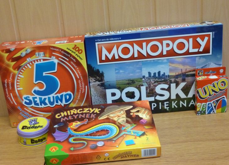 Zestaw nowych gier zakupionych do biblioteki