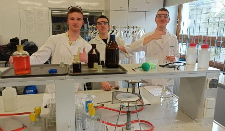 Warsztaty chemiczne w Katowicach